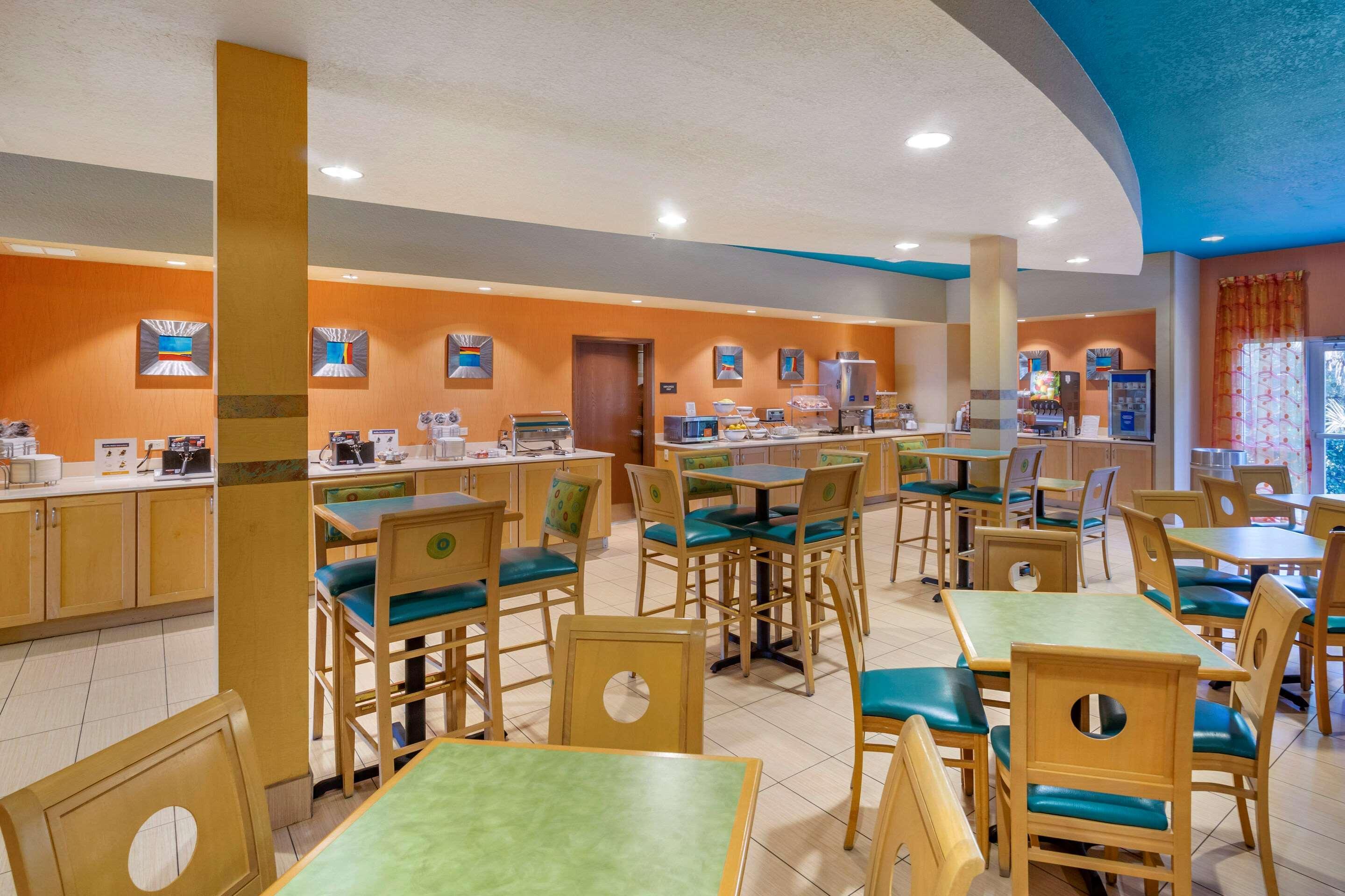 Hampton Inn By Hilton Tampa Fairgrounds Casino Екстериор снимка