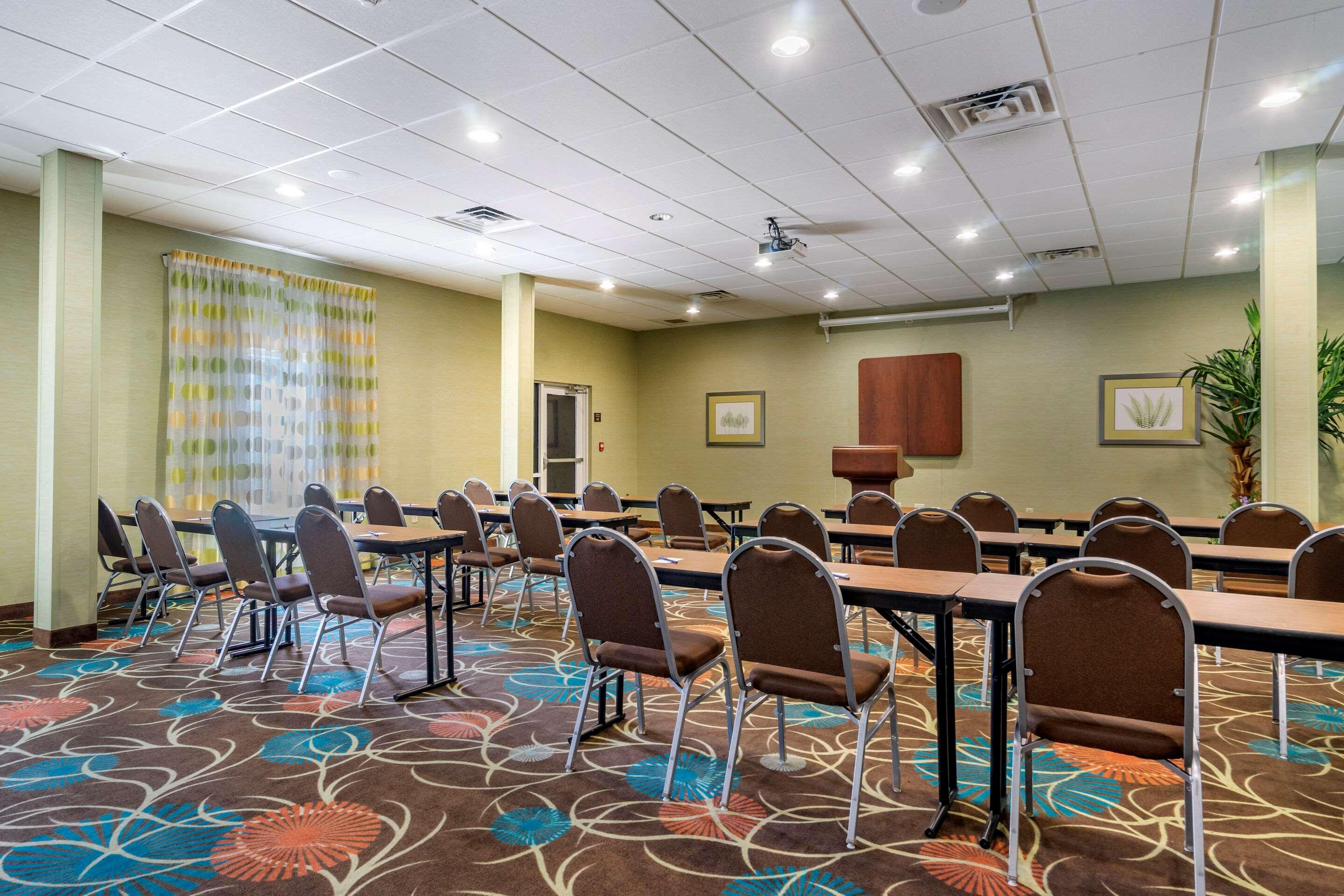 Hampton Inn By Hilton Tampa Fairgrounds Casino Екстериор снимка