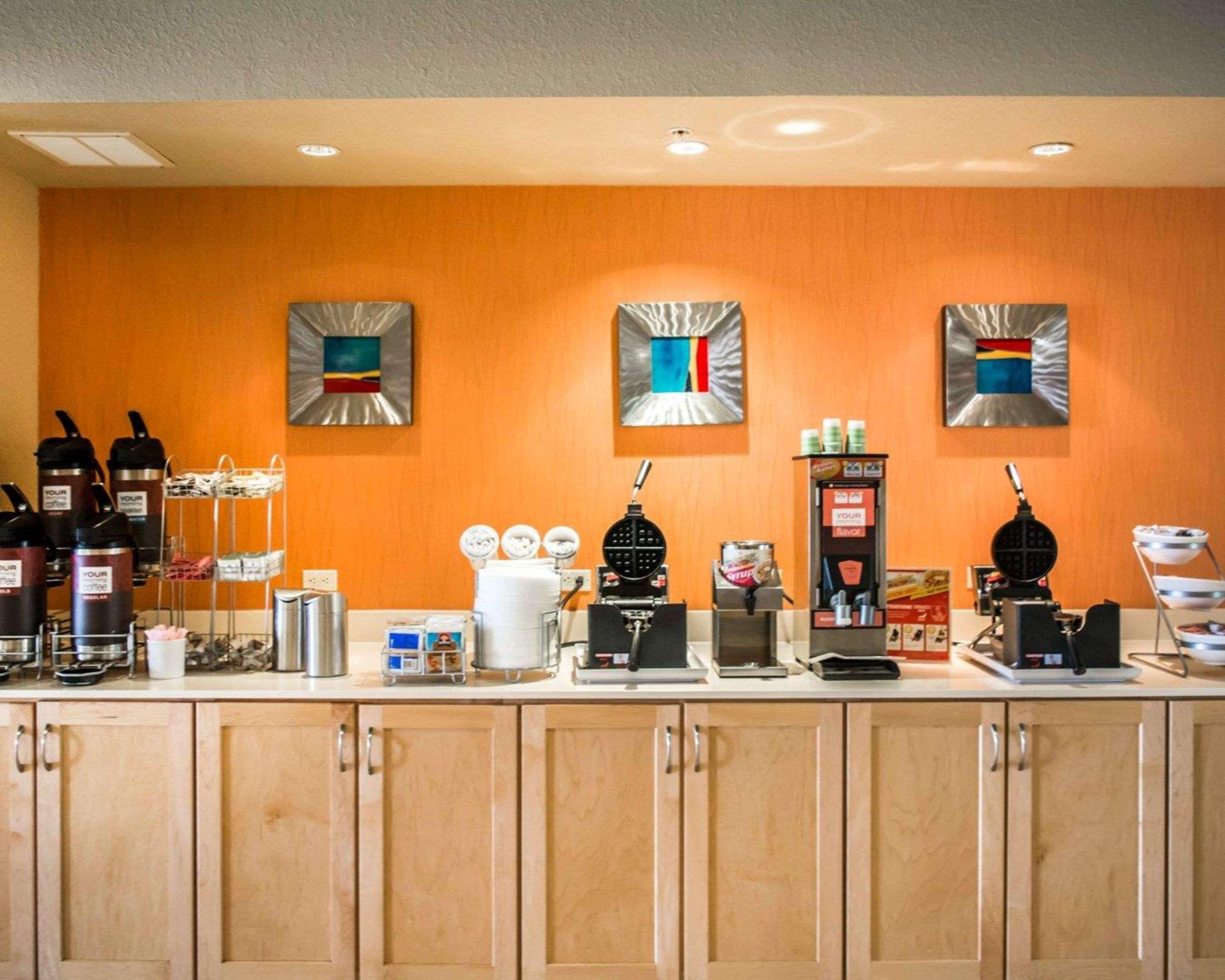 Hampton Inn By Hilton Tampa Fairgrounds Casino Екстериор снимка